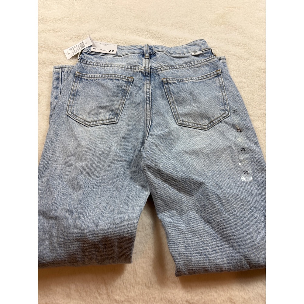PacSun Mom Jeans Light Wash Distressed Ripped High Waisted Denim Womens 22 - Picture 3 of 3